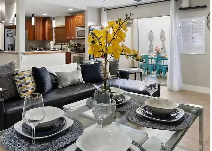 Holiday home Townhome Near Old Town Shared Pool Hot Tub Private Grill Sleeps 10